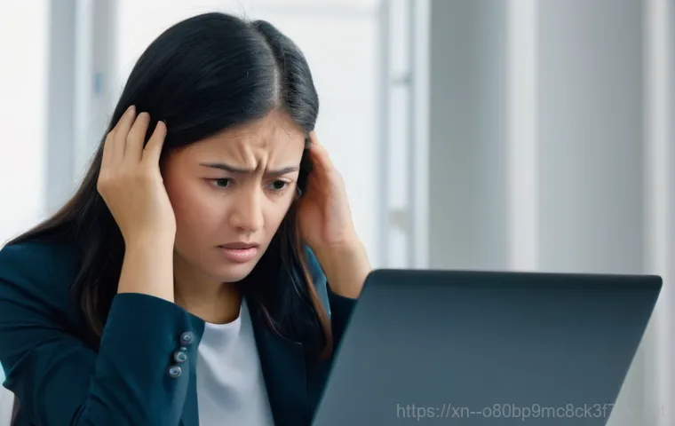 원당동 FAT32_FILE_SYSTEM - A contemporary blogger, a woman in her mid-30s, is seated at a bright, well-lit desk in her home off...