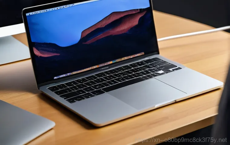 냉천동 맥윈도우 부트캠프_bootcamp 재설치 포맷 초기화 - A young adult (gender-neutral, casually dressed) sits comfortably at a modern desk, smiling at their... 냉천동 맥윈도우 부트캠프_bootcamp 재설치 포맷 초기화 - A young adult (gender-neutral, casually dressed) sits comfortably at a modern desk, smiling at their...