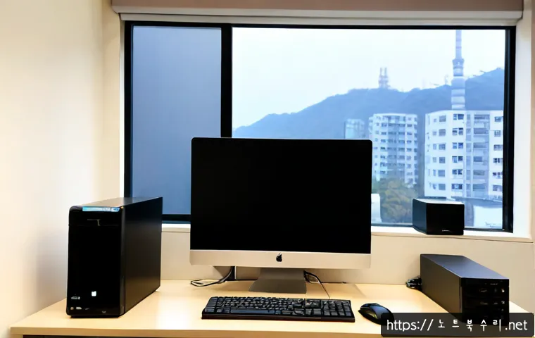 안양동 해놀로지 xpenology 구축 - Photorealistic IT workstation in an Anyang-dong apartment office, compact custom NAS server with mul...